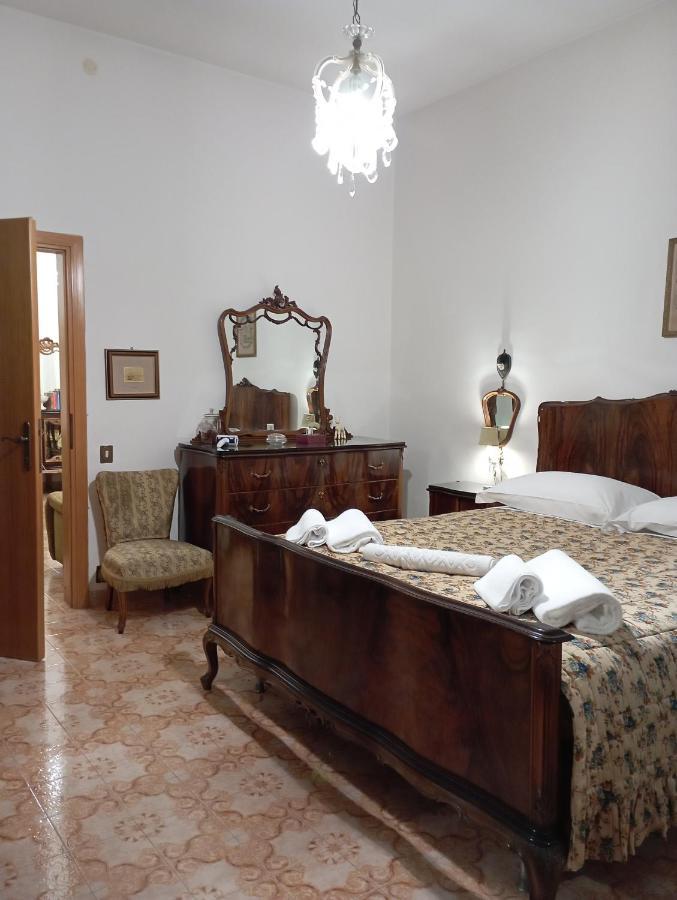 Casa San Carlo Affittacamere Foligno Esterno foto