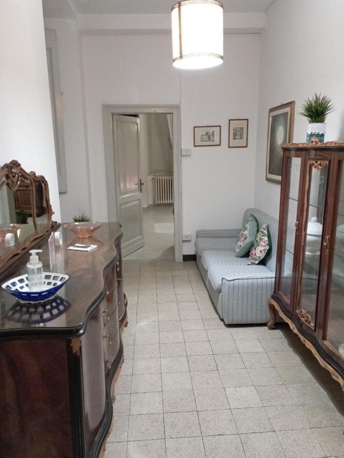 Casa San Carlo Affittacamere Foligno Esterno foto
