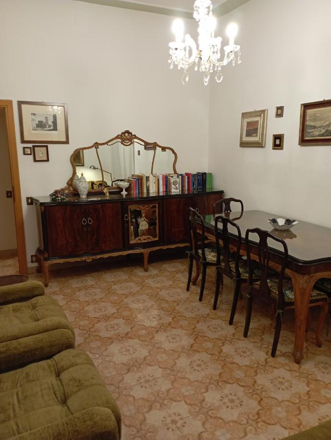 Casa San Carlo Affittacamere Foligno Esterno foto