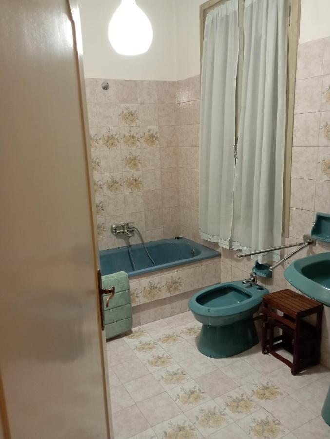 Casa San Carlo Affittacamere Foligno Esterno foto